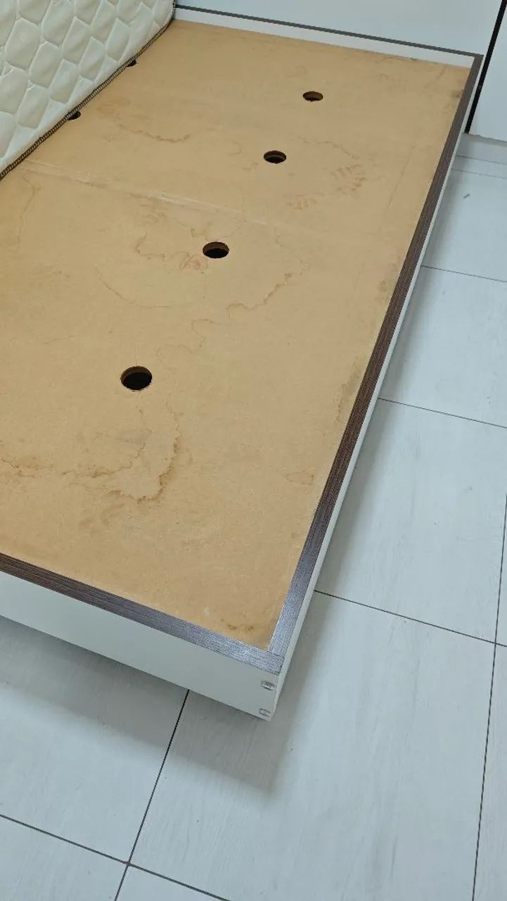 Cama, colchão e painel - Foto 4