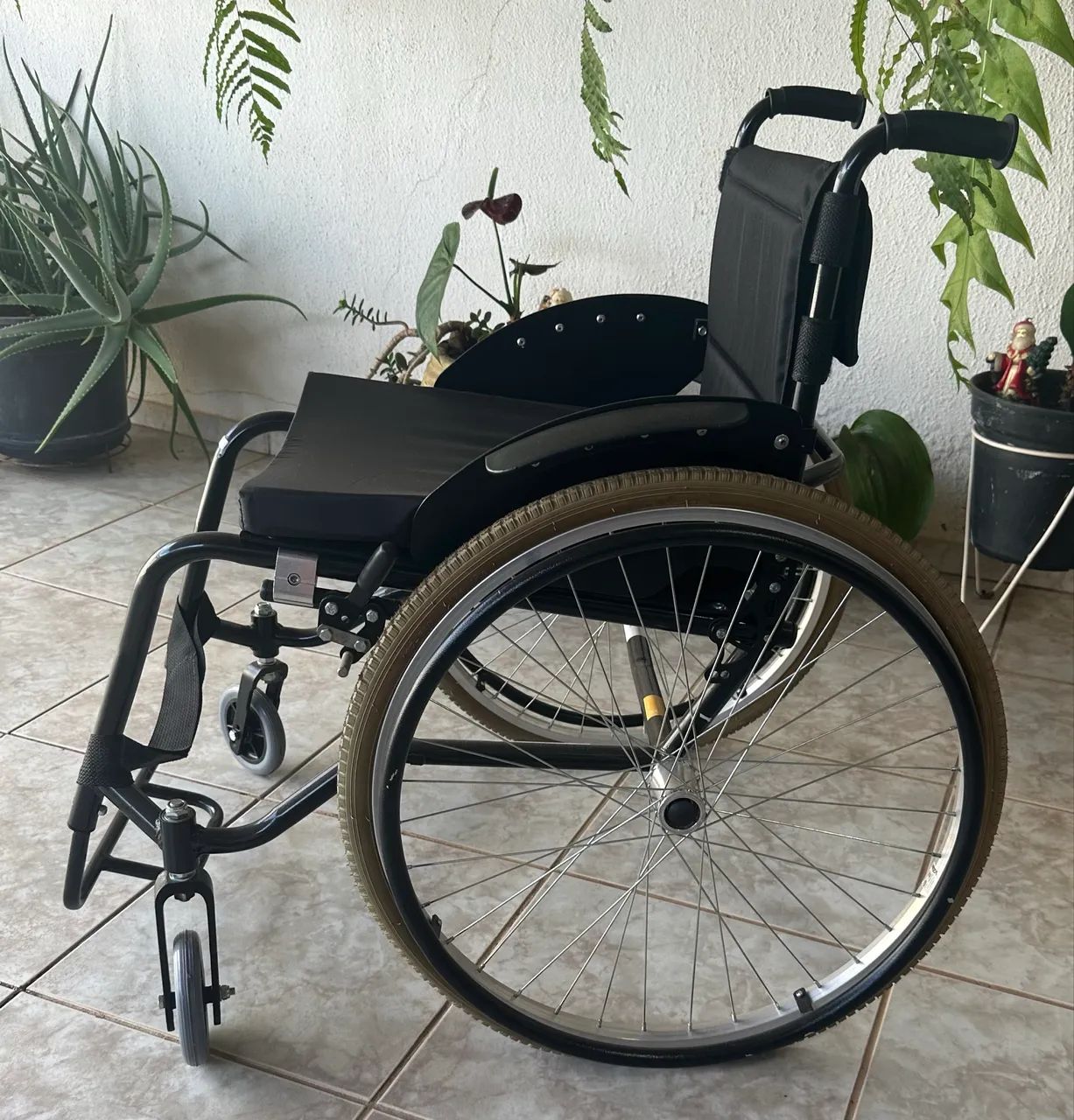 Cadeira monobloco nova - Foto 4