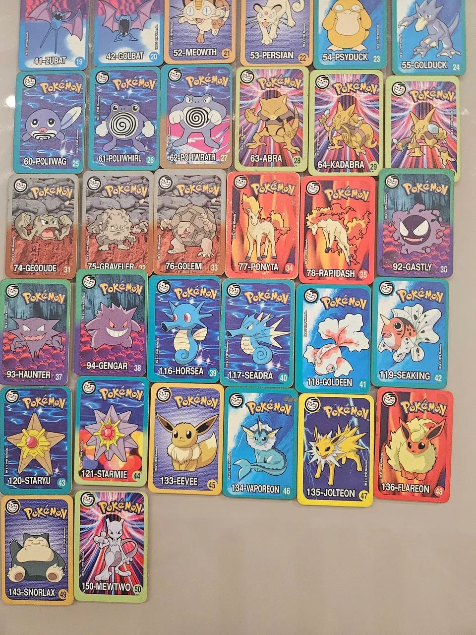 50 cartas Pokémon 1999 - Foto 3