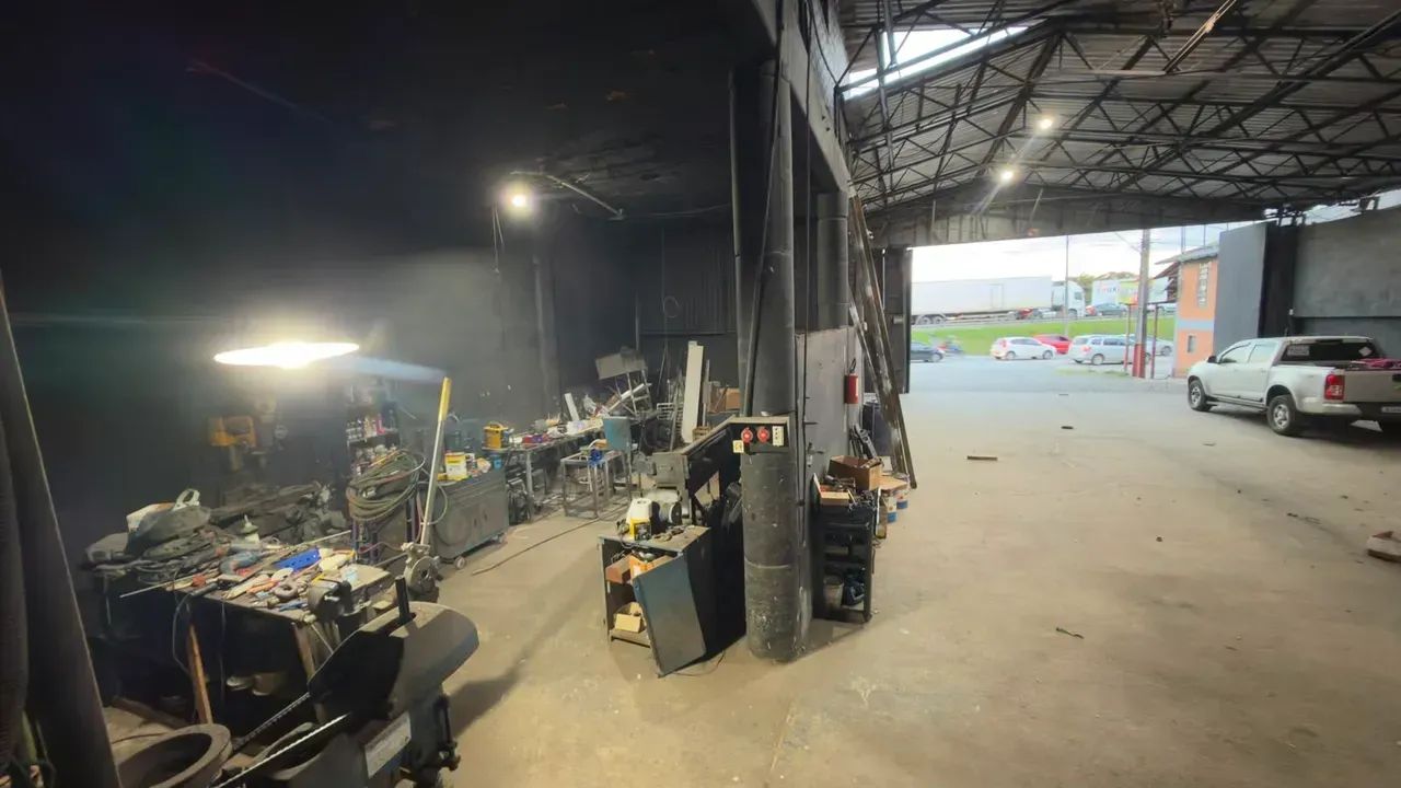 Galpões de 300 m2 Itajai sc Bairro Espinheiro - Foto 3