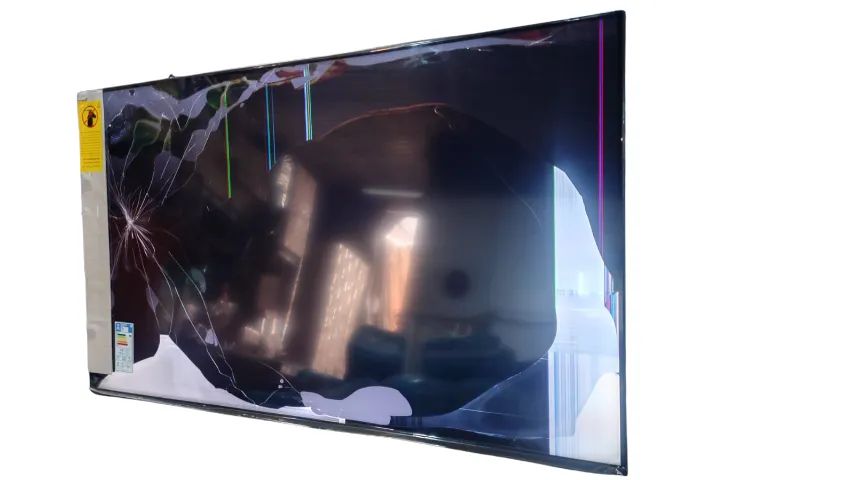Lote 3 Tvs Com Telas Quebradas Multimarcas Para Retirar Peça (Usado) - Foto 3