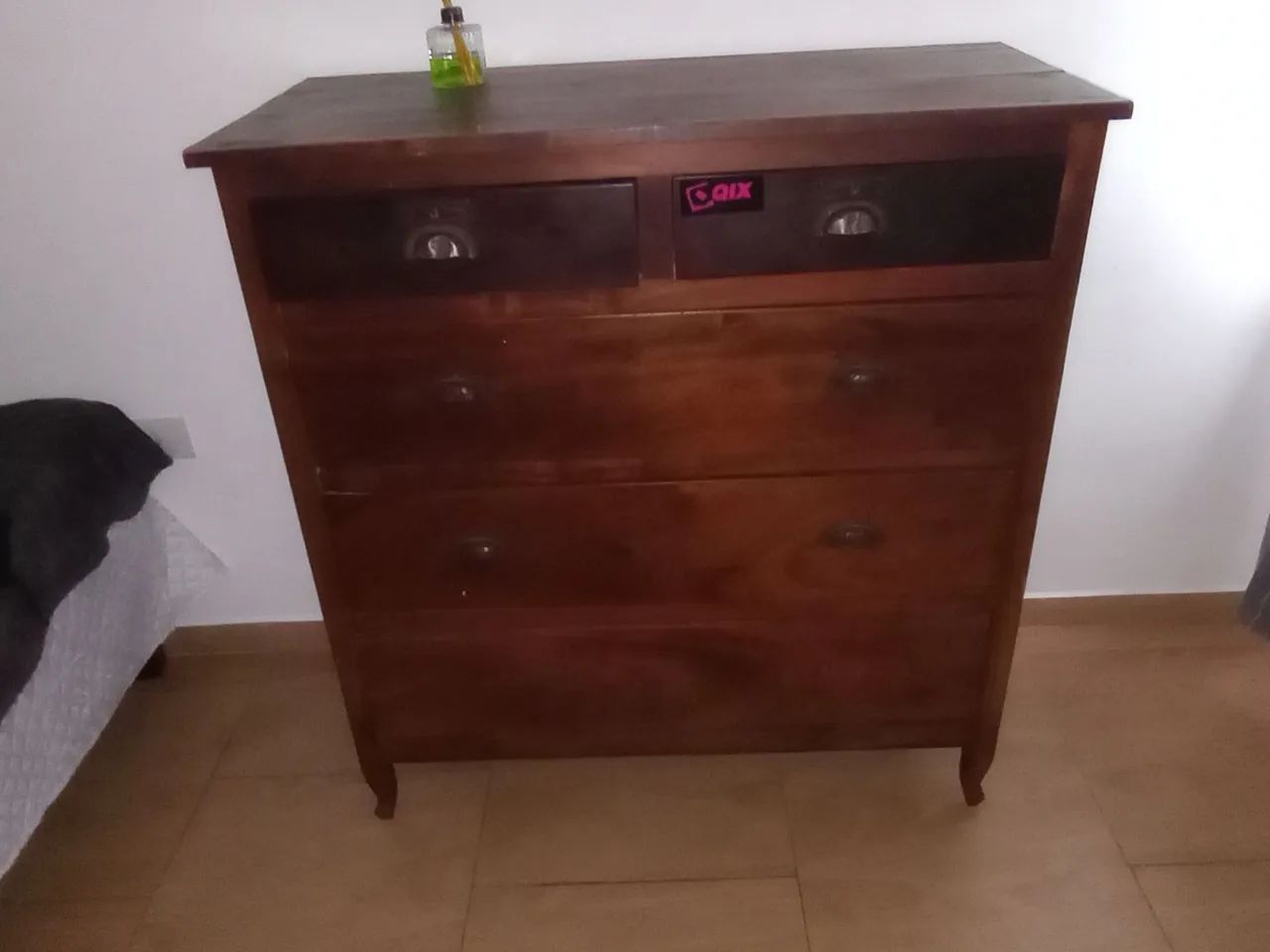 Cômoda Antiga 