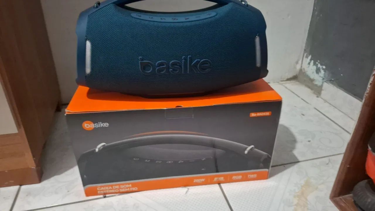 Caixa de som 200 w 