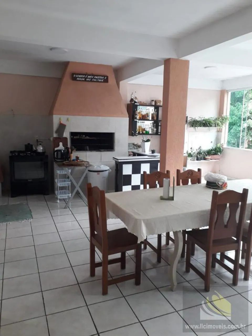Prédio Comercial para Venda em Imbituba, Centro, 5 dormitórios, 3 suítes, 1 banheiro - Foto 4