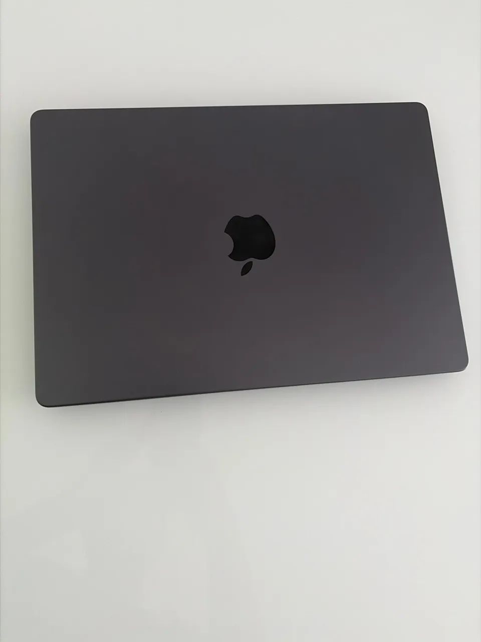 MacBook Pro M3 pro 18gb ram 512 SSD - Foto 2