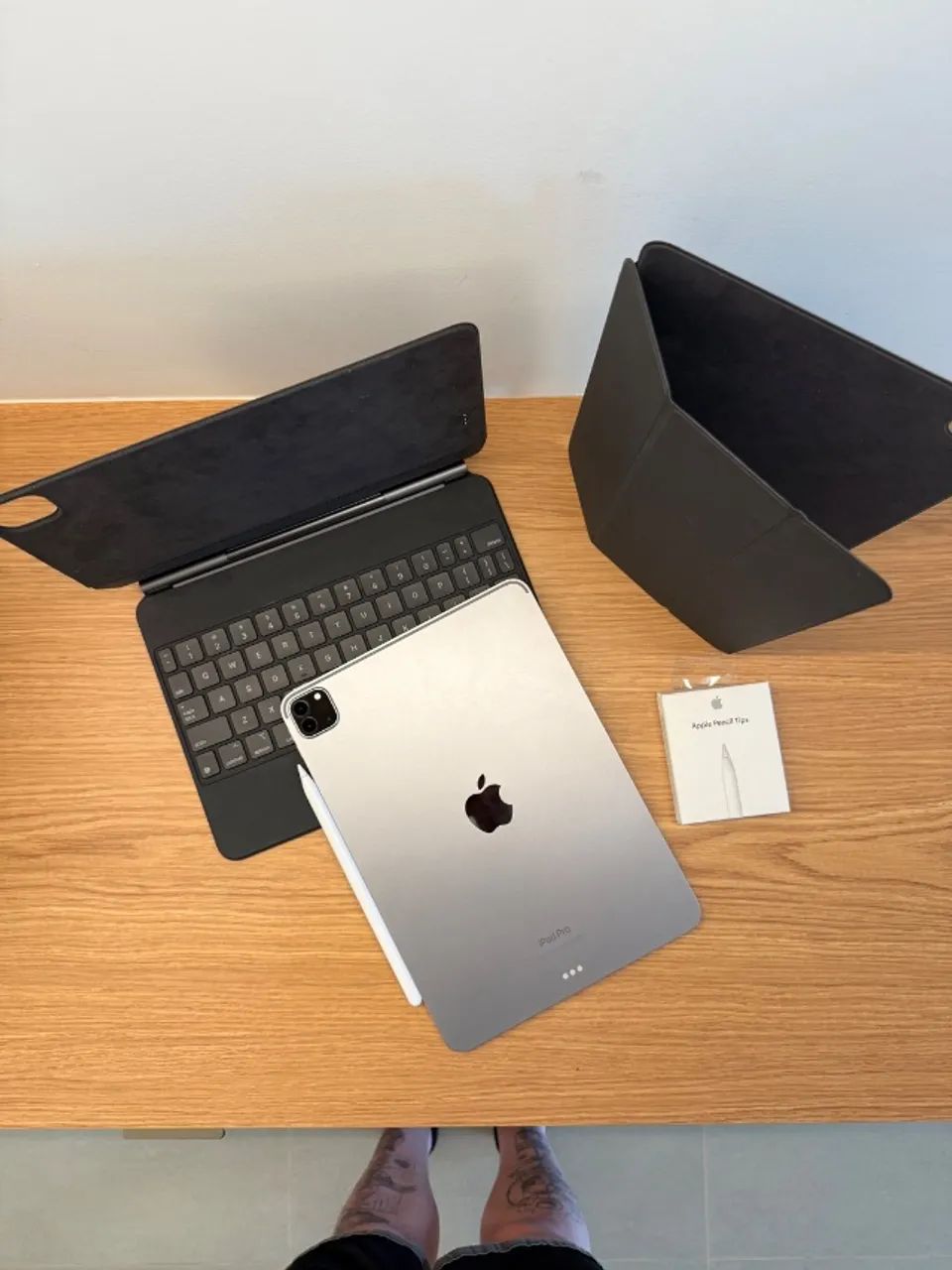iPad Pro 11" M2 + Acessórios originais - Foto 3