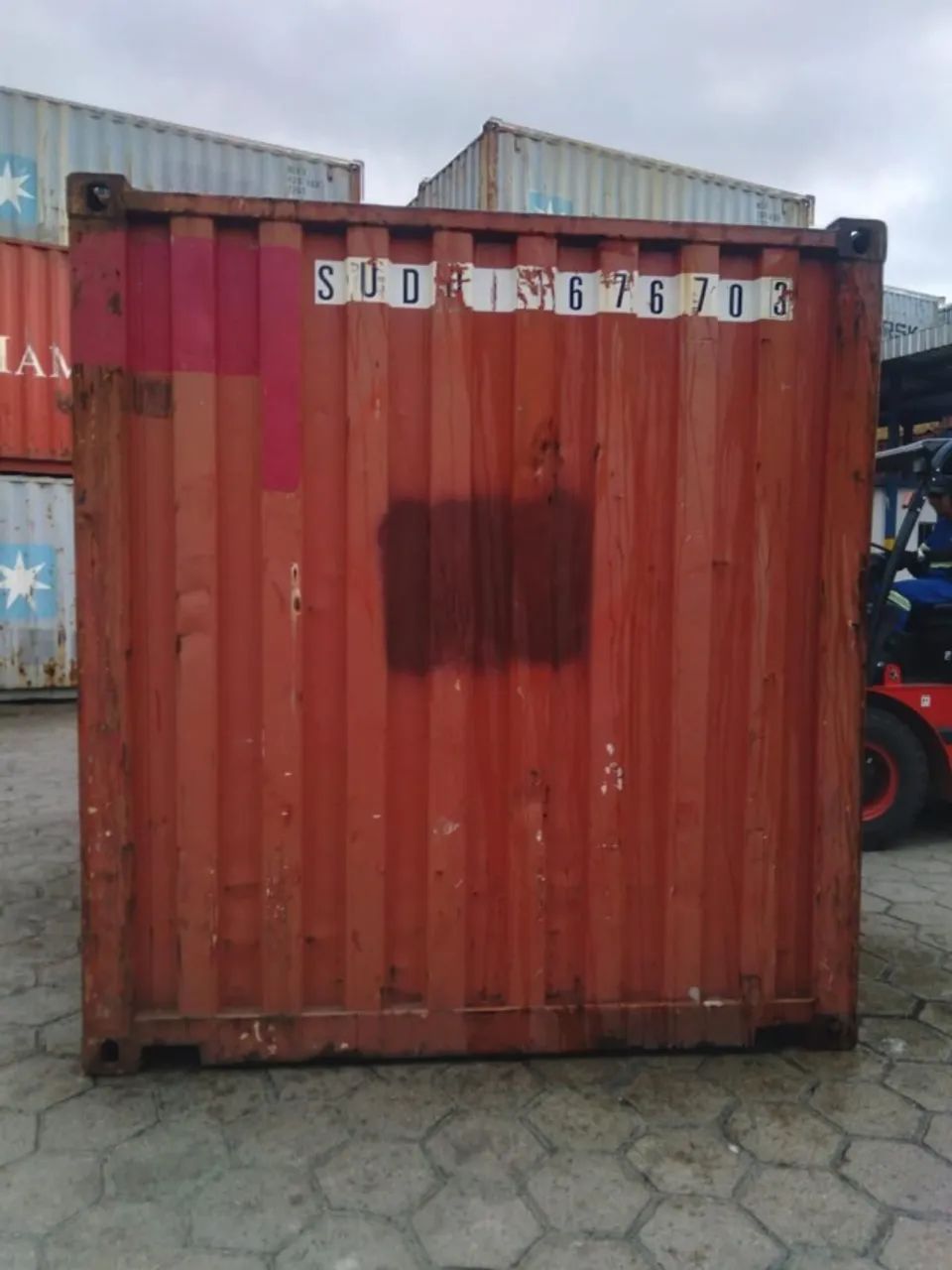 Container de Carga 20 ou 40 Pés ? Consulte Preços e Entrega