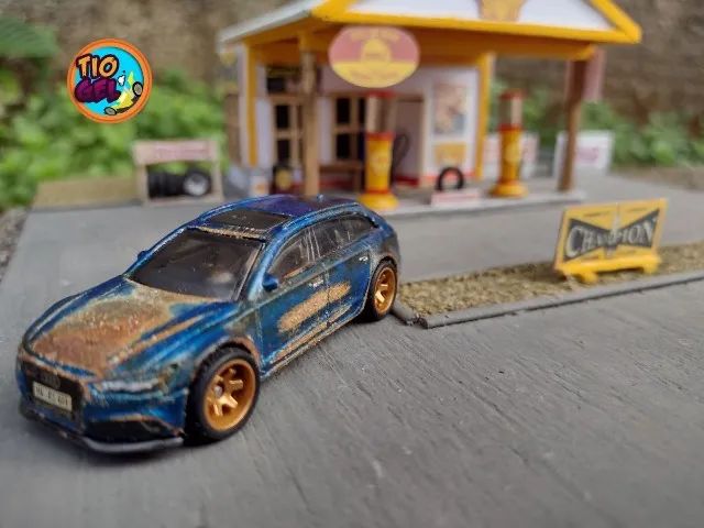 hot wheels audi rs6 avant abandoned - Foto 4