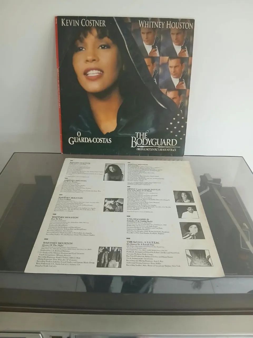 Vinil Whitey Houston - O Guarda Costas  - Foto 2