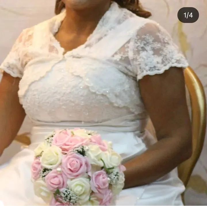 Vestido branco de noiva  - Foto 2