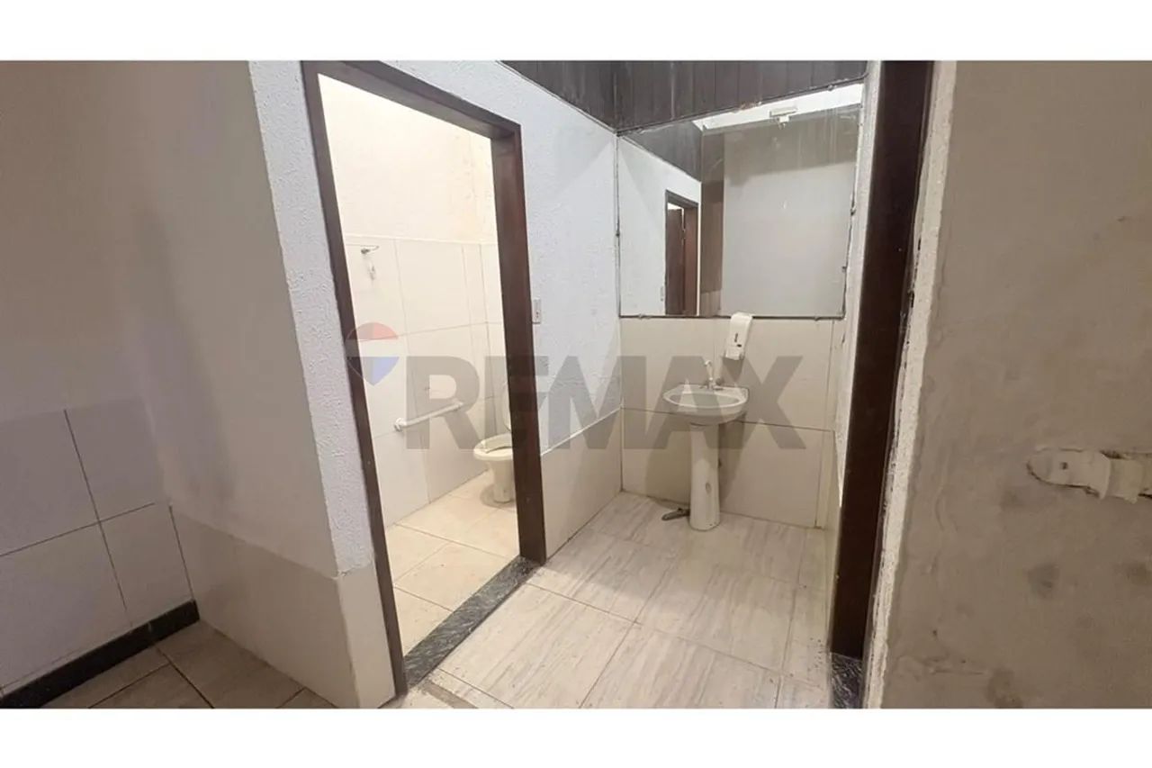 "Alugue Ponto Comercial Moderno no Centro de Alagoinhas"
