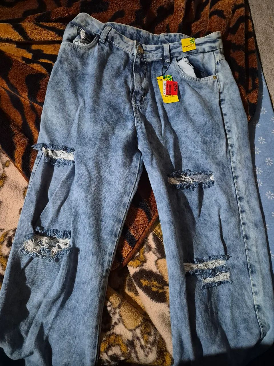 calça jeans feminina lavagem clara 44 - Foto 2