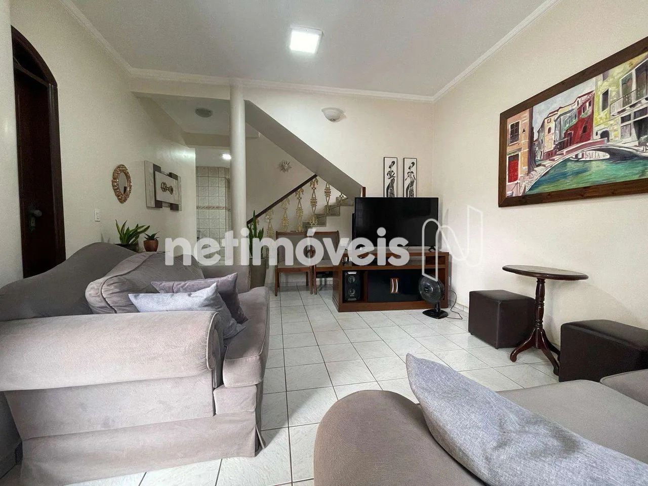 SOBRADO NA QE 44 CONJUNTO E - ESTUDA PERMUTA - Foto 2