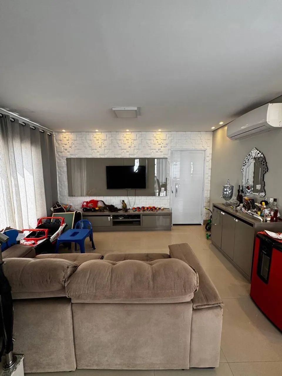 Vendo casa tipo sobrado 3 quartos/suíte 122m² móveis planejados - Foto 3