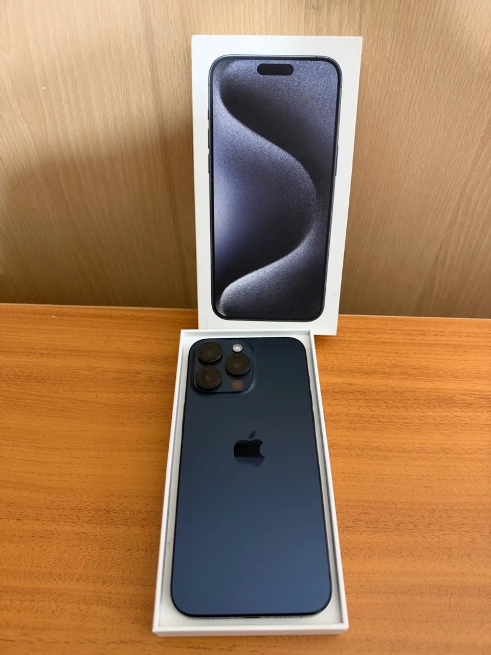 Iphone 15 Pro Max - Foto 3