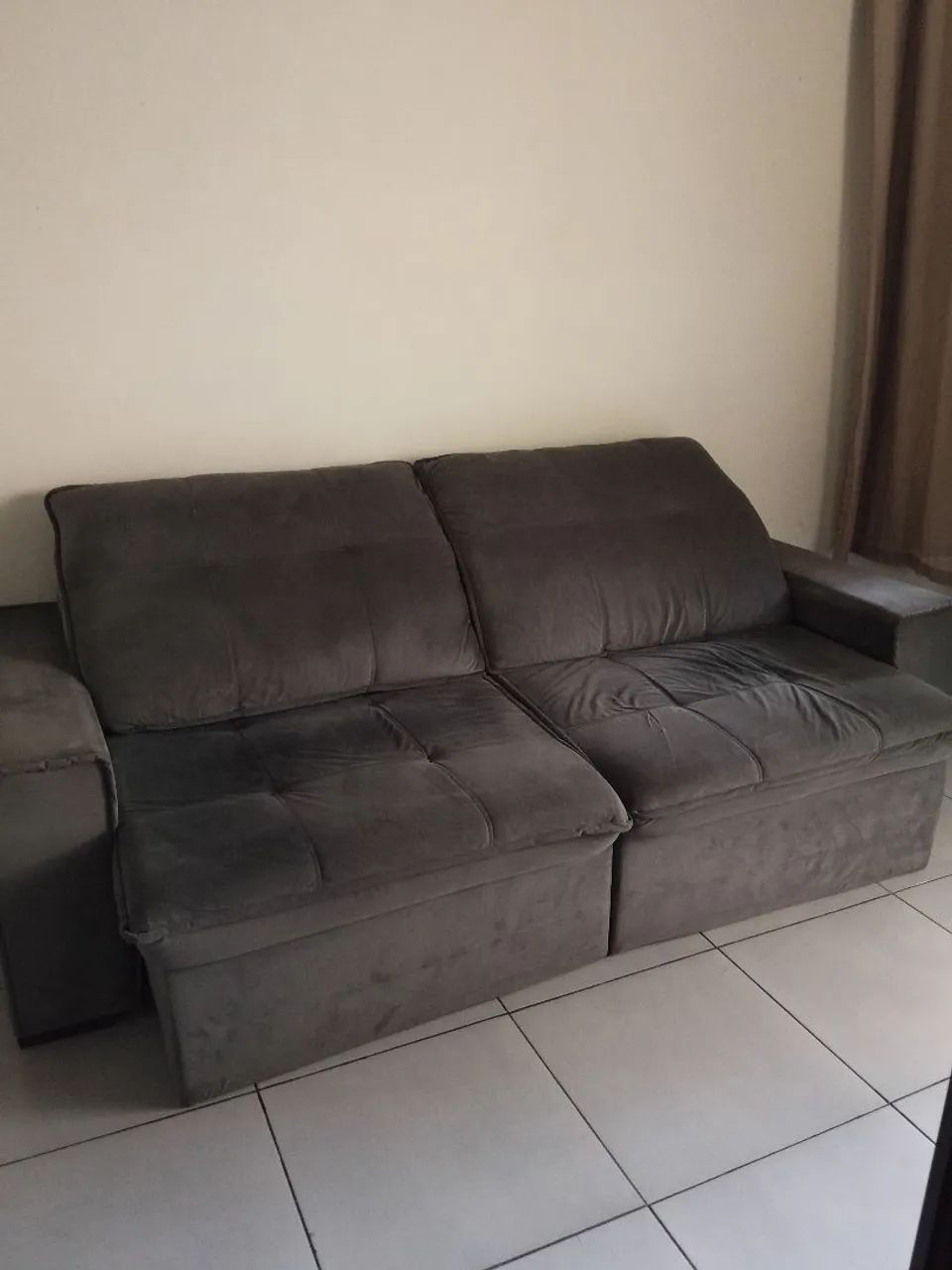 Vendo esse sofá retrátil 5 lugares 