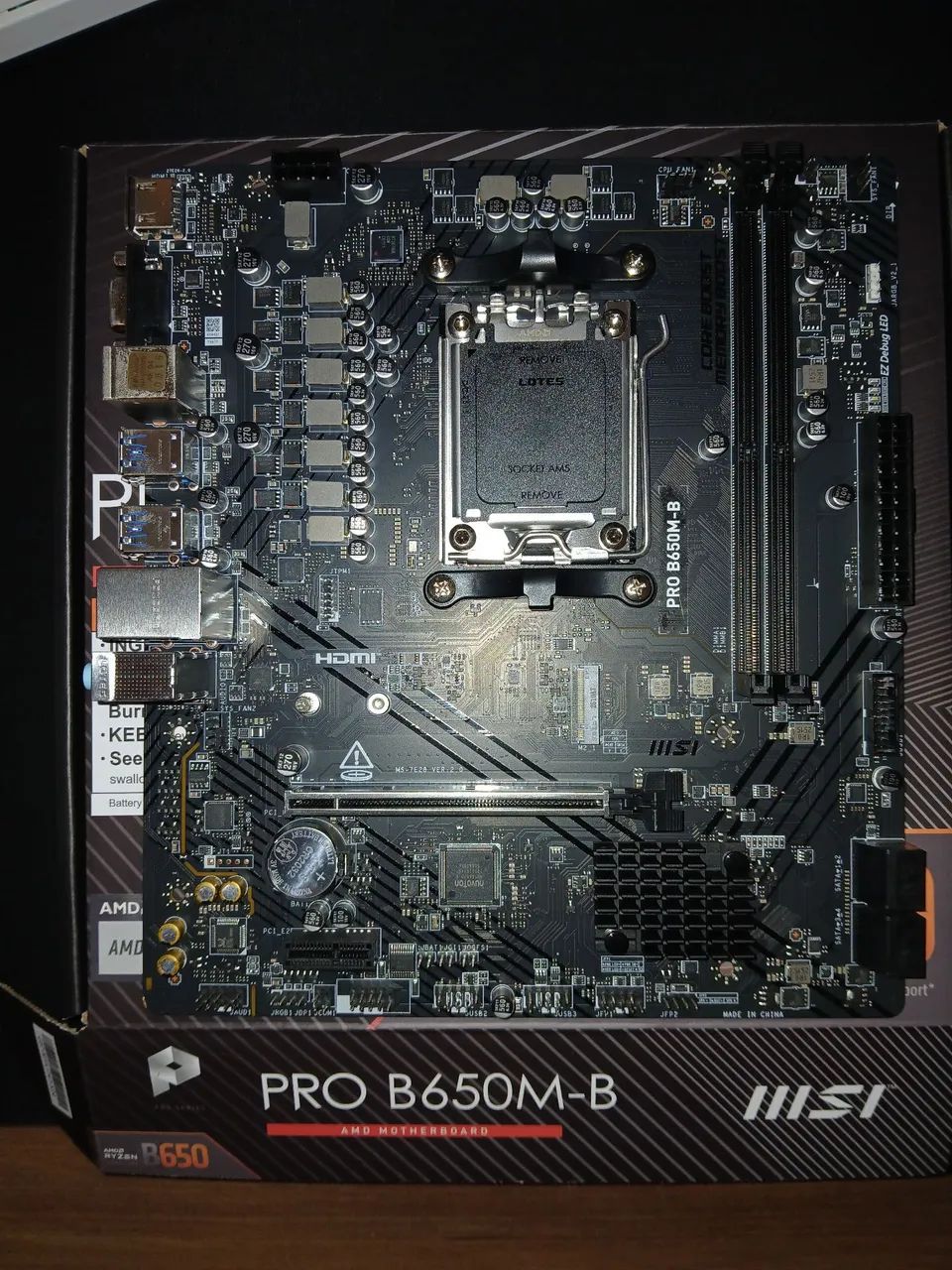 MSI PRO B650 M B AM5 - Foto 2