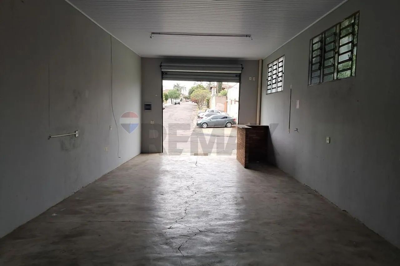 Galpão Comercial Reformado em Cosmópolis, SP - Foto 3
