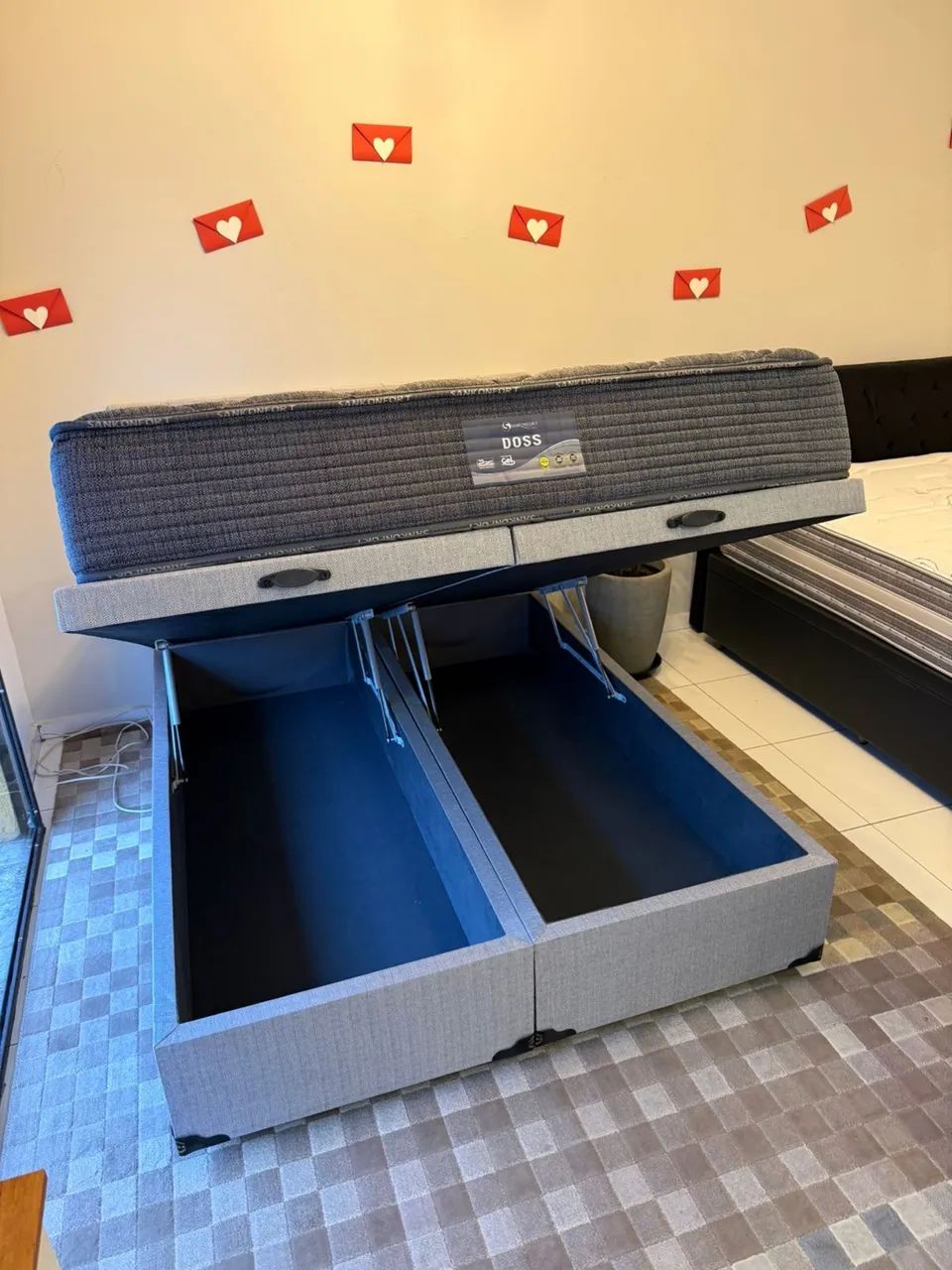 Cama Queen BAÚ COM COLCHÃO E CABECEIRA - Entrego!  - Foto 4
