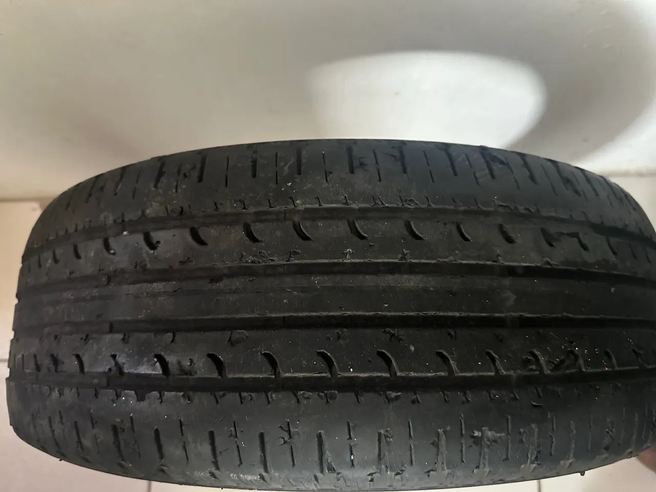 1 Pneu do (Jeep Renegade) - Foto 3