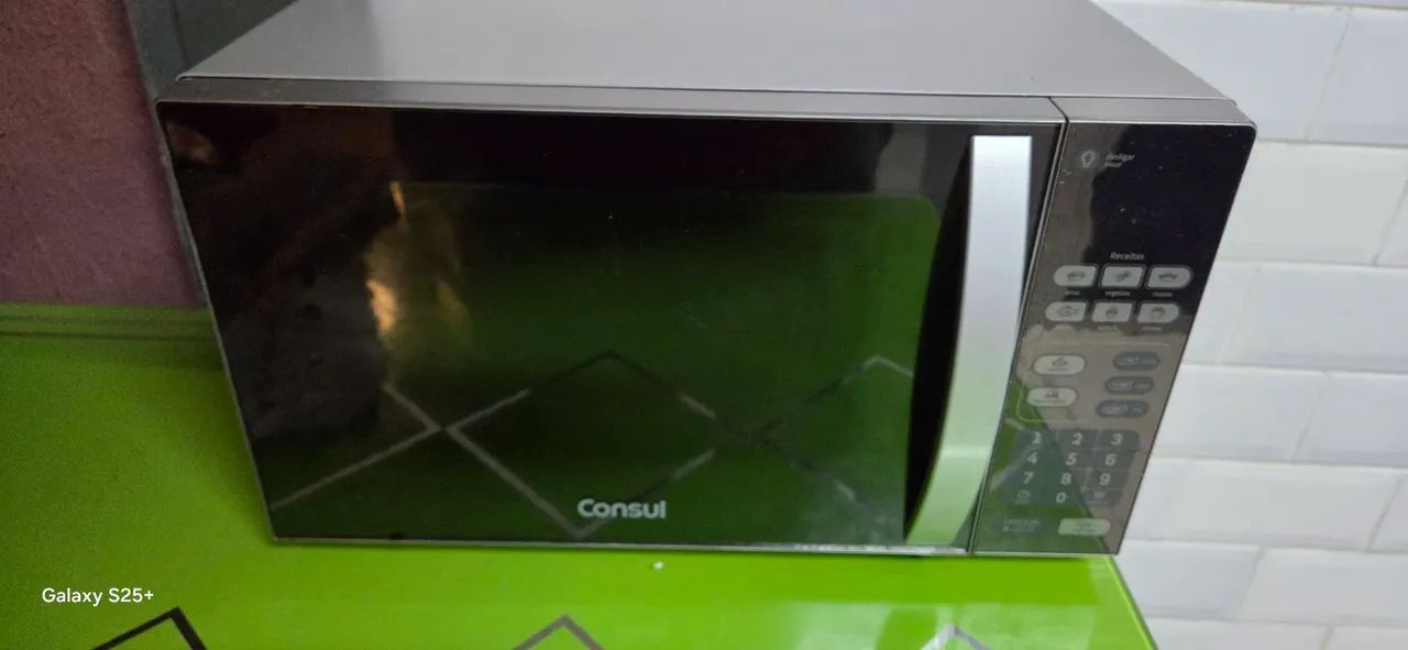 Micro-ondas consulta espelhado