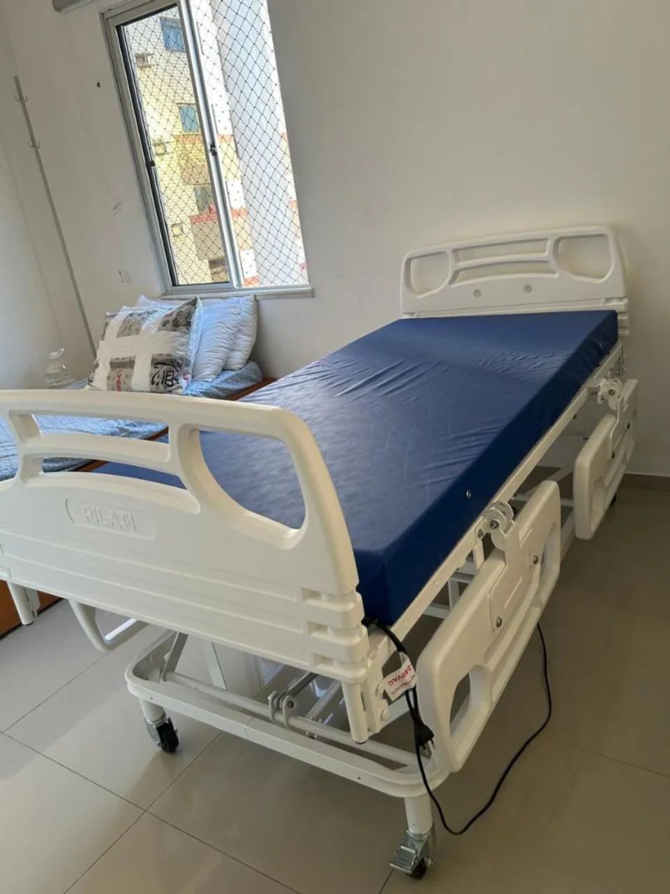 Cama hospitalar elétrica 