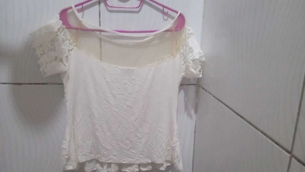 Blusa Renda/Tule Mangas Curtas Feminina M  - Foto 4