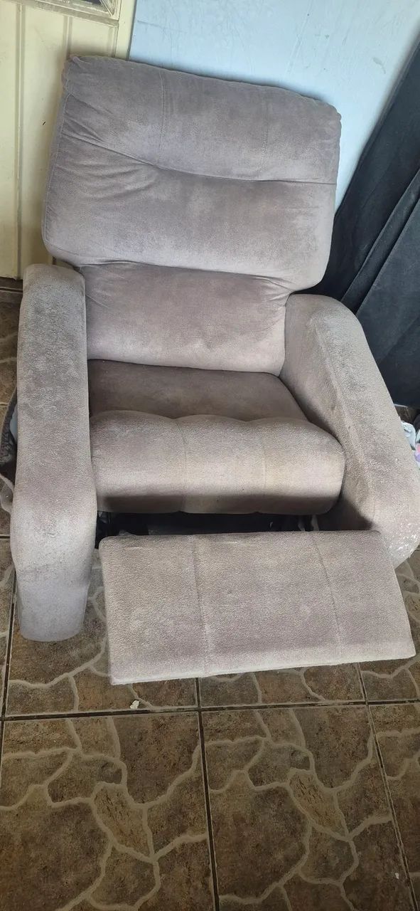 Vendo poltrona do papai e 2 kit de poltrona  - Foto 3