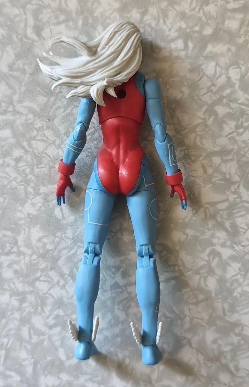 Marvel Legends Namorita - Foto 4