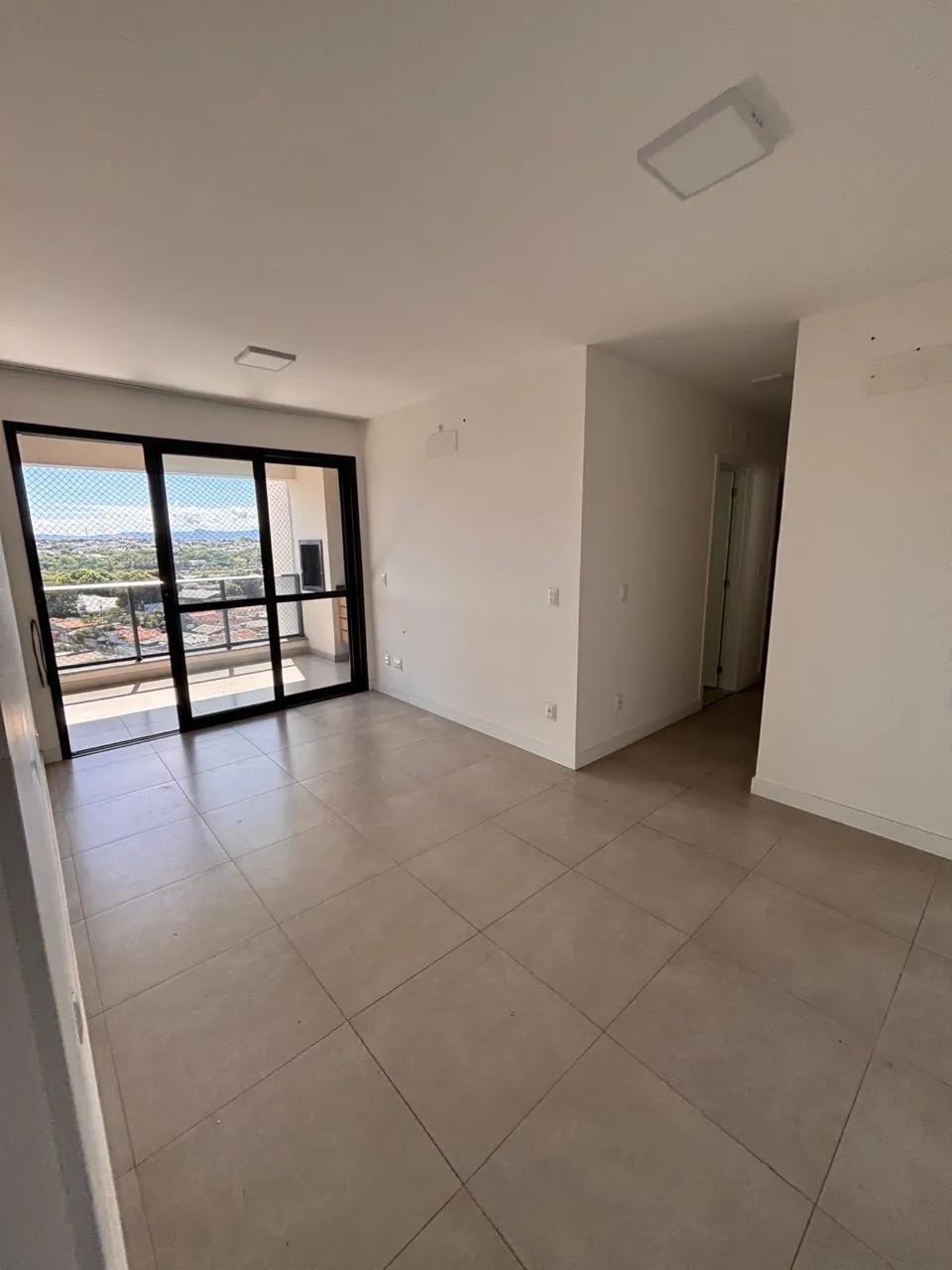 Apartamento em Cuiabá, Ed. Ubarnit na av do moinho  - Foto 2