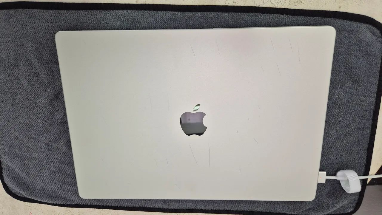 Macbook Pro 16 M1 Max 64GB 1TB Prata - Notebooks - Chácara Inglesa
