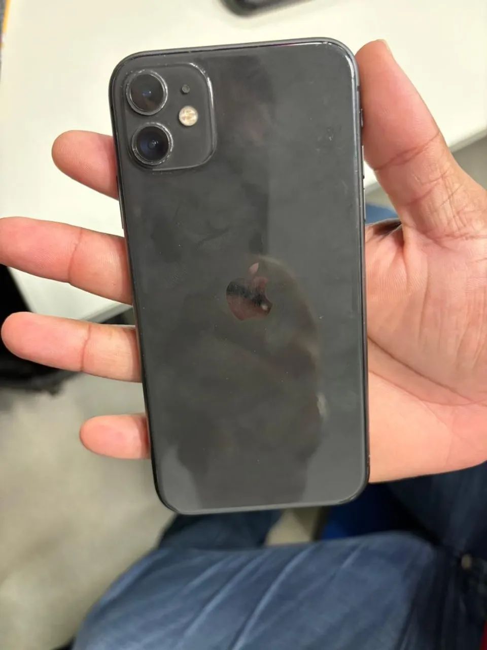 iPhone 11 - 128gb