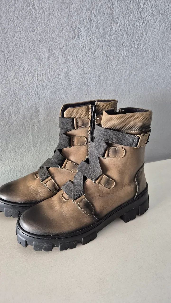 Bota couro legítimo. - Foto 2