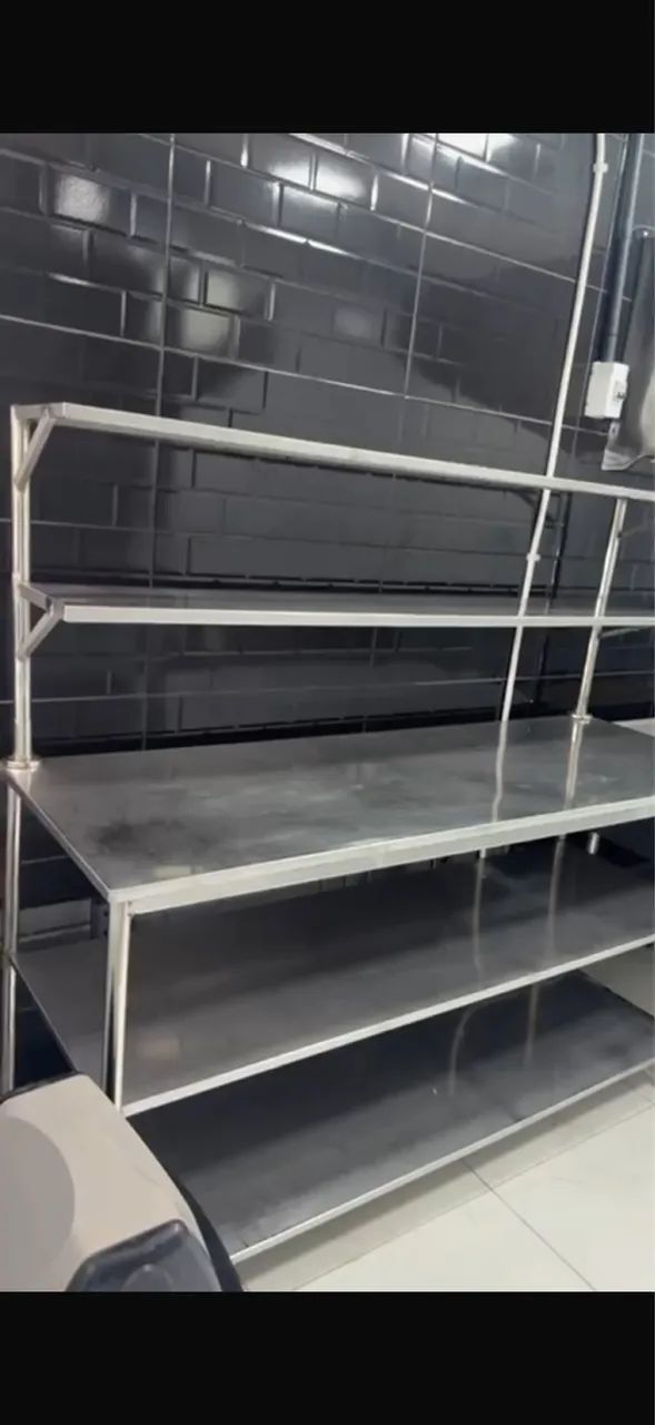 Mesa de manipulação inox 