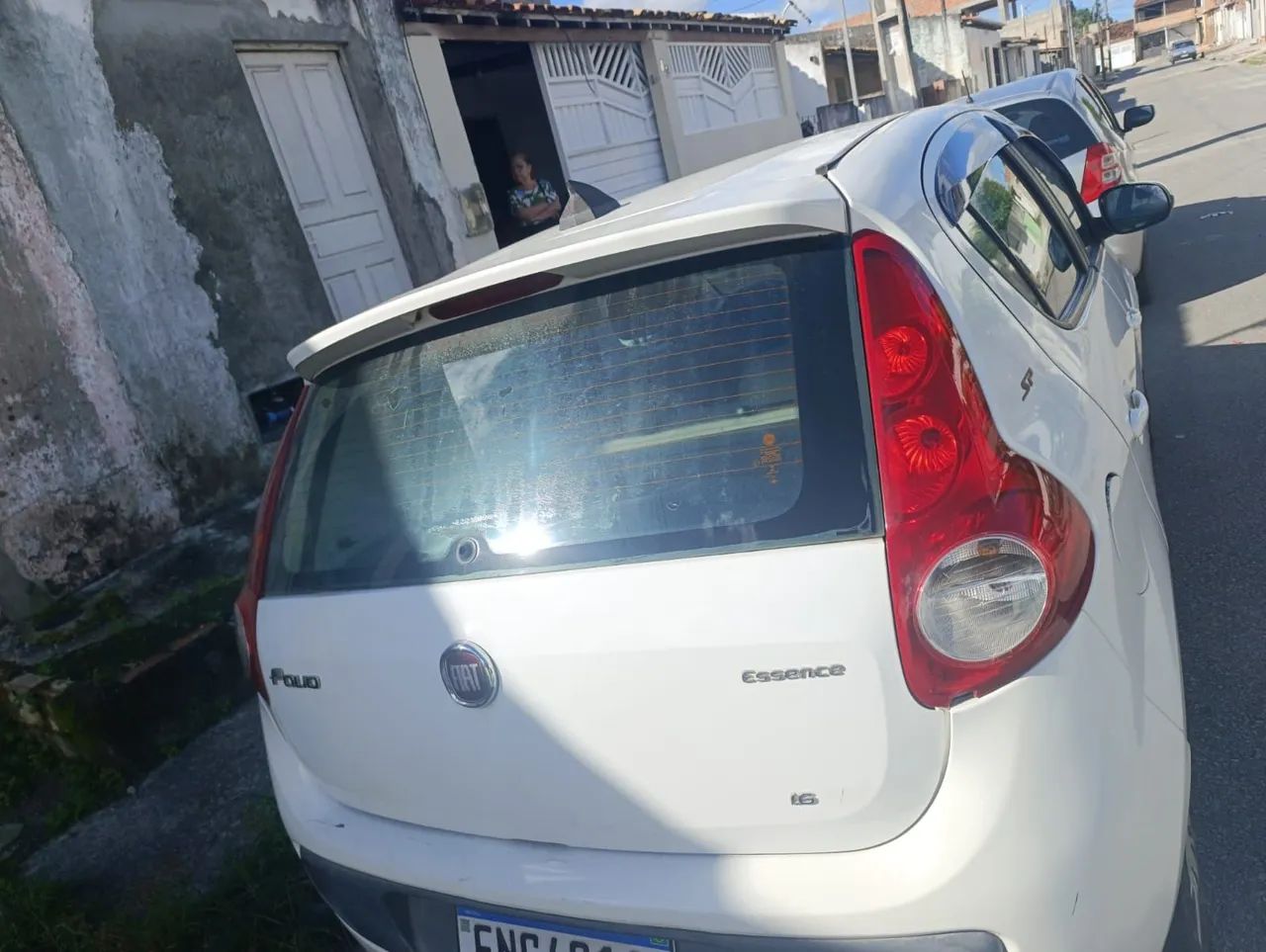 Fiat Palio Essence 1.6 Flex 16V 5P 2014 - Foto 3