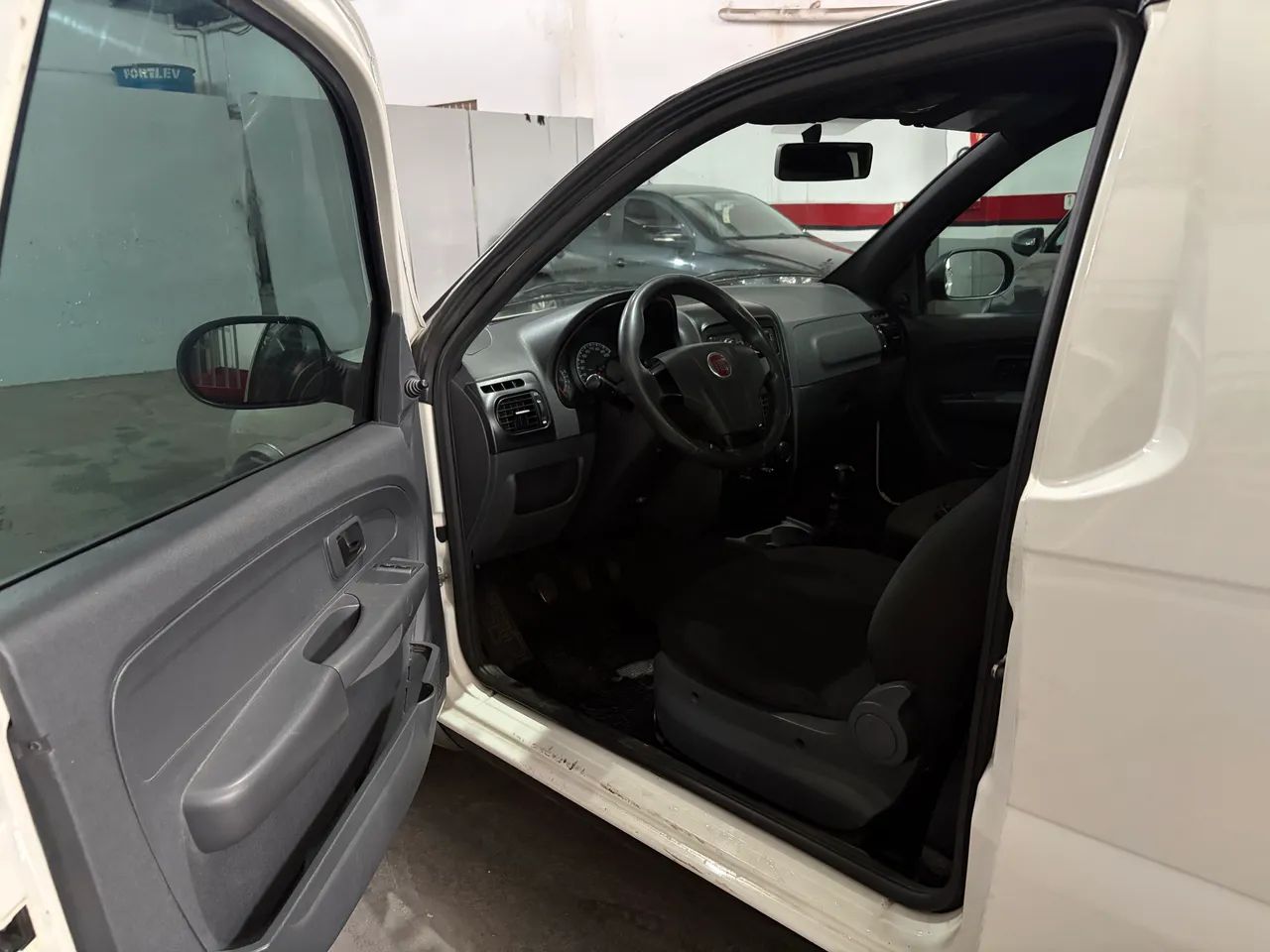 Fiat Strada Working Hard 1.4 Fire Flex 8V CS 2019 - Foto 5