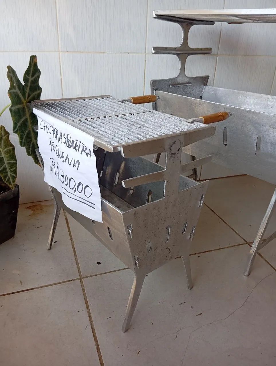 CHURRASQUEIRA EM ALUMÍNIO FUNDIDO  - Foto 2