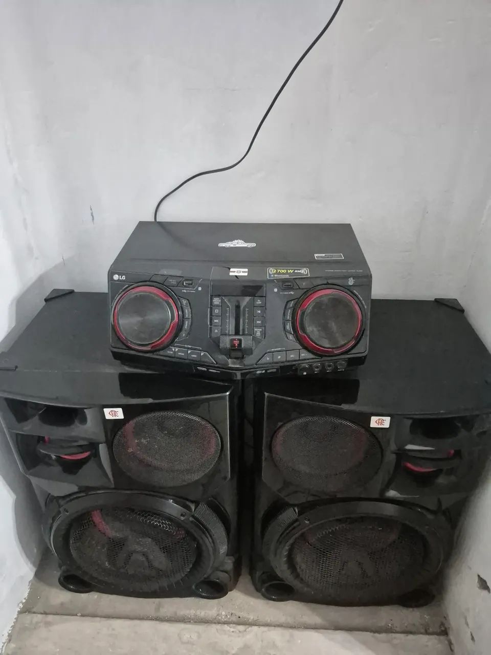 LG XBOOM CJ98