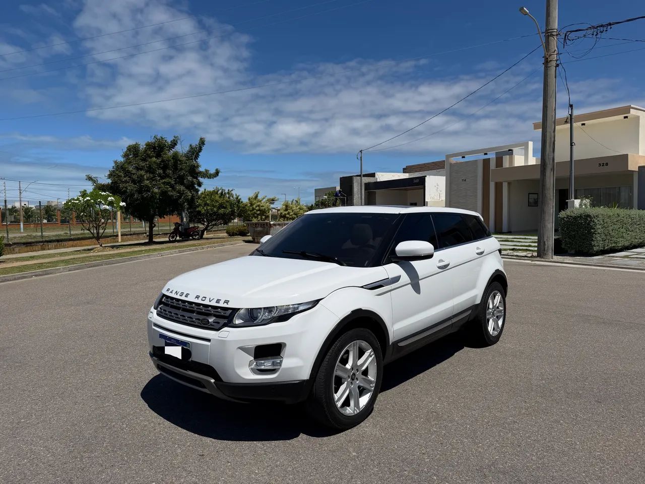 Land Rover Range Rover Evoque PURE TECH 2.0 AUT. 5P 2013