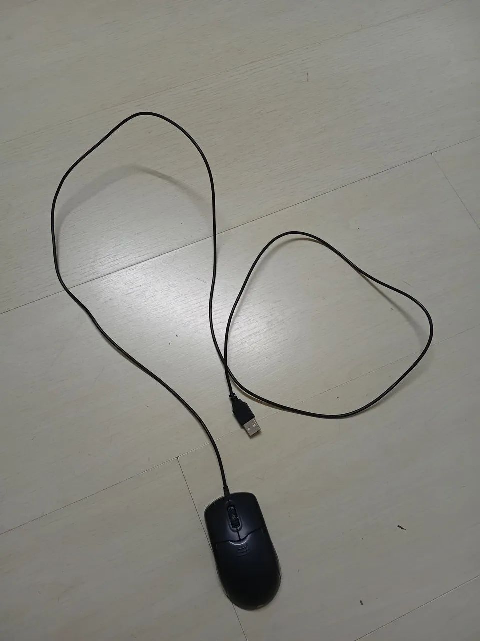 Mini mouse Usb preto cabo de 1,45 metro - Foto 2