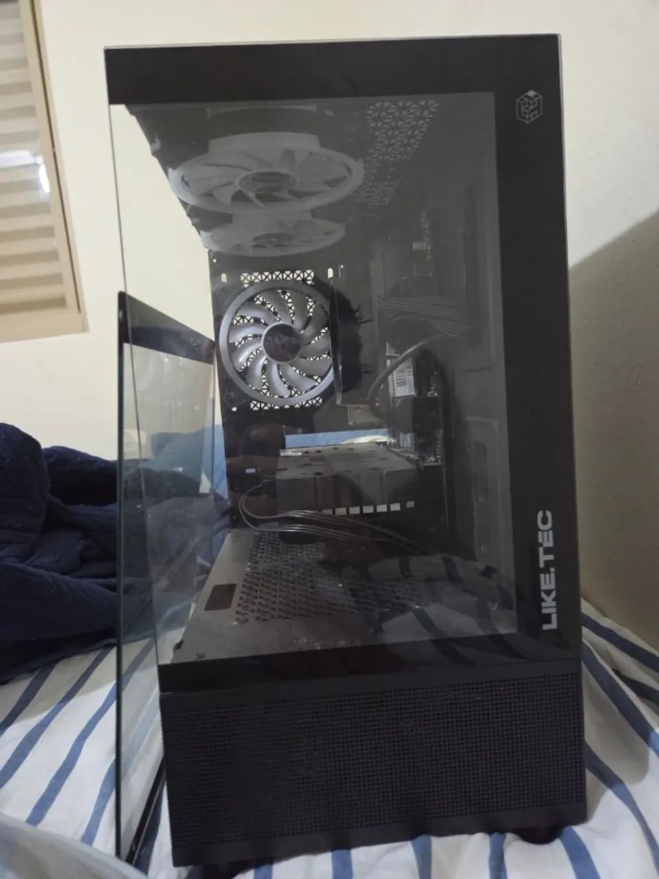 PC Gamer Ryzen 5 5600GT + RX 580 8GB Radeon +16GB - Roda Tudo
