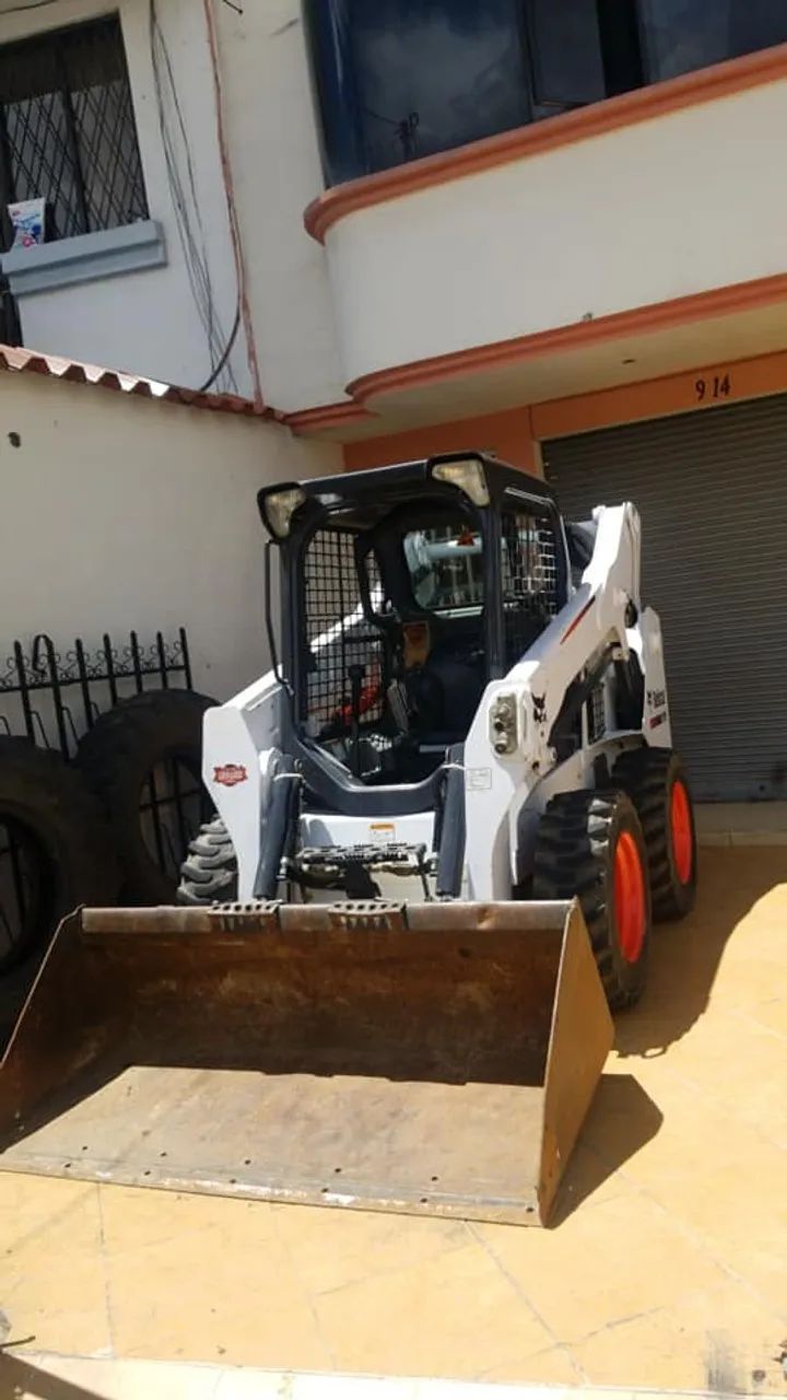 Mini Carregadeira Bobcat S530 2014 - Foto 6