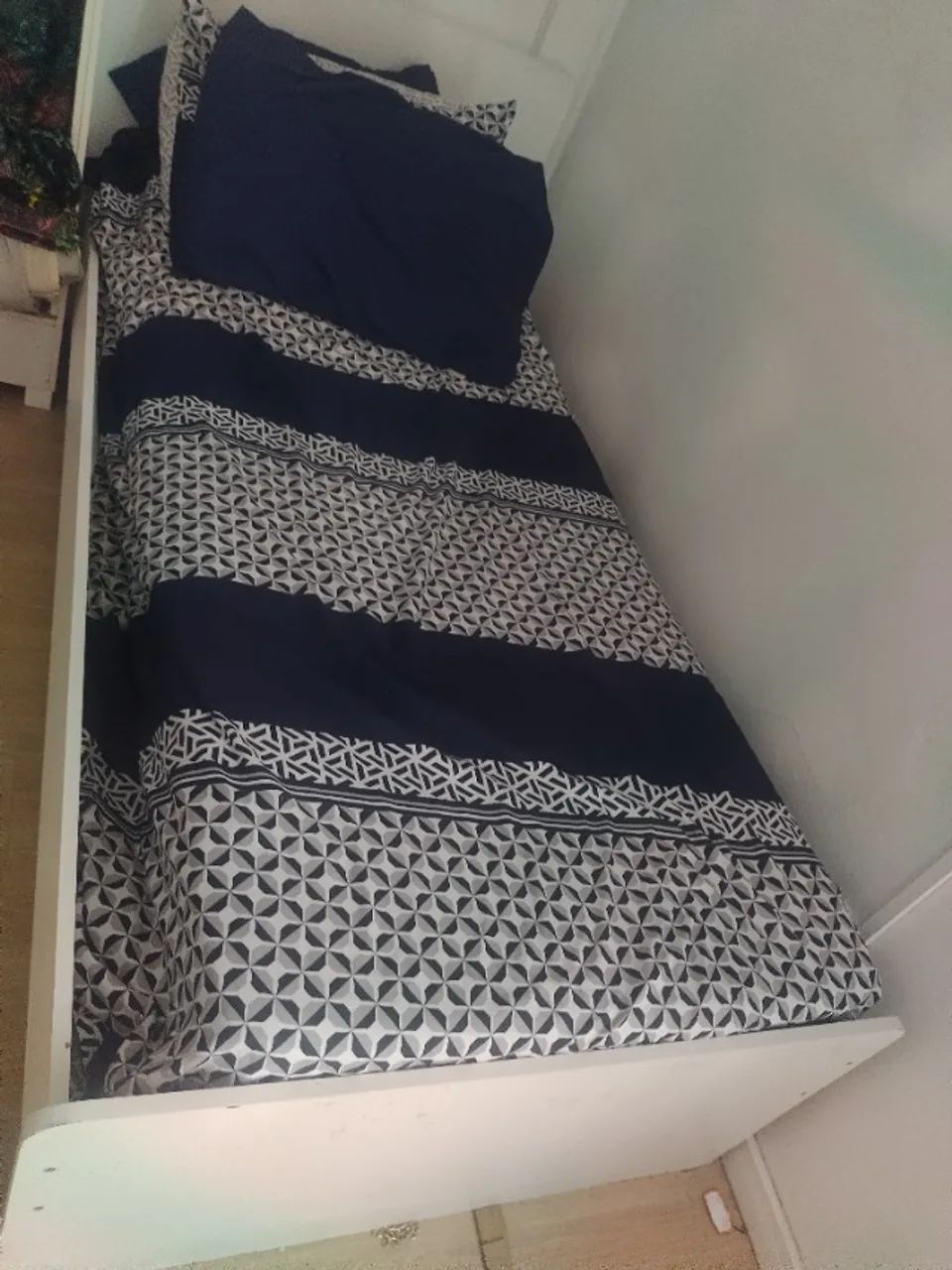 Cama de solteiro+ colchão  - Foto 3