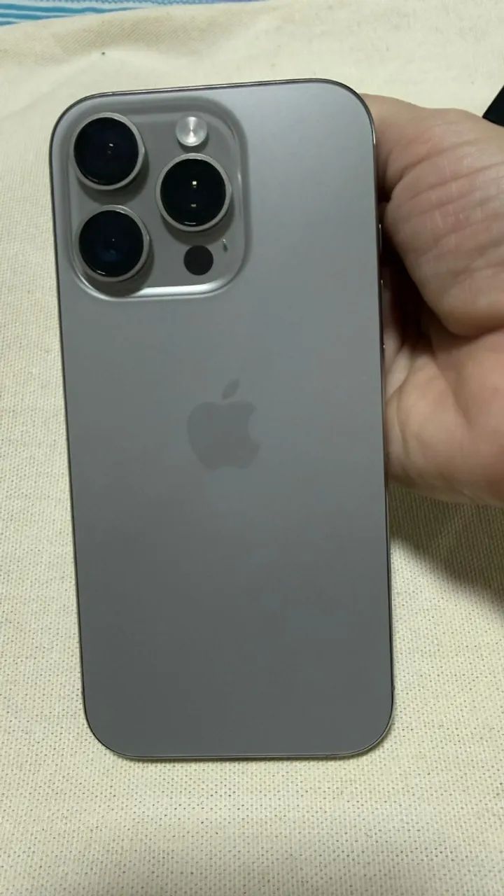 Vendo Iphone 16Pro: 256GB - Cor cinza