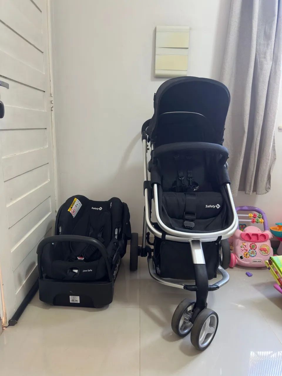Carrinho com bebê conforto - Foto 3