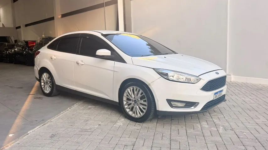 Ford Focus Fastback Se/se Plus 2.0 Flex Aut. 2017 - Foto 4