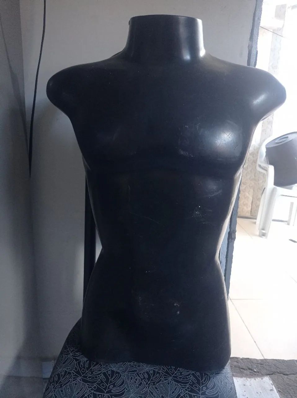 VENDO MANEQUIM E COMEIA PARA LOJA - Foto 4