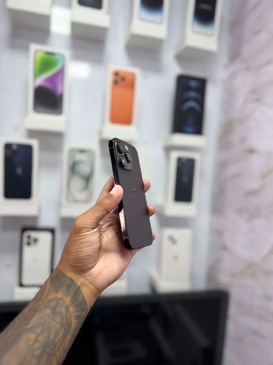 IPHONE 14 PRO 128GB<br>R$ 3.399,00 - Foto 2