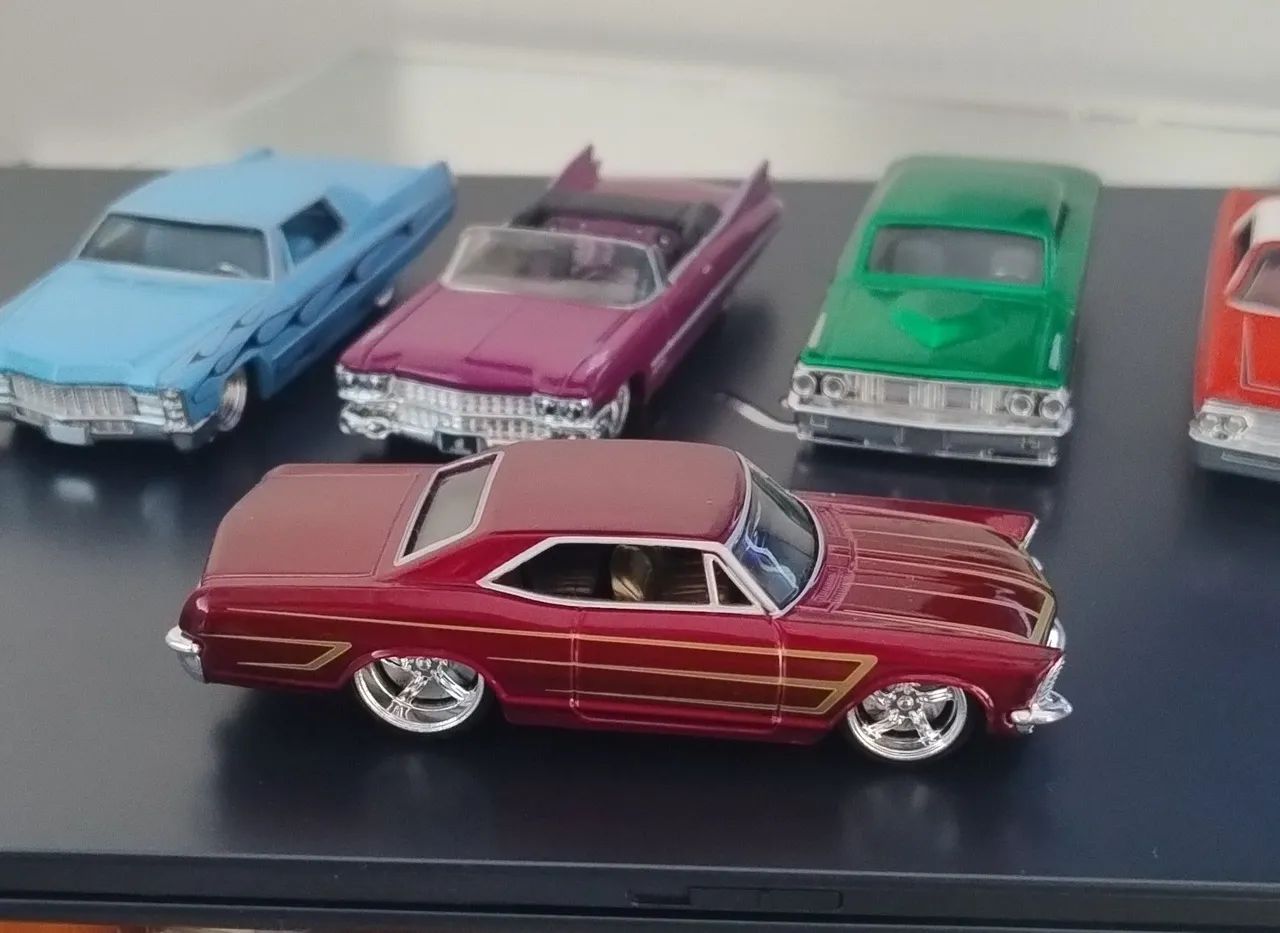 Miniaturas Hotwheels 1:50 - Foto 3