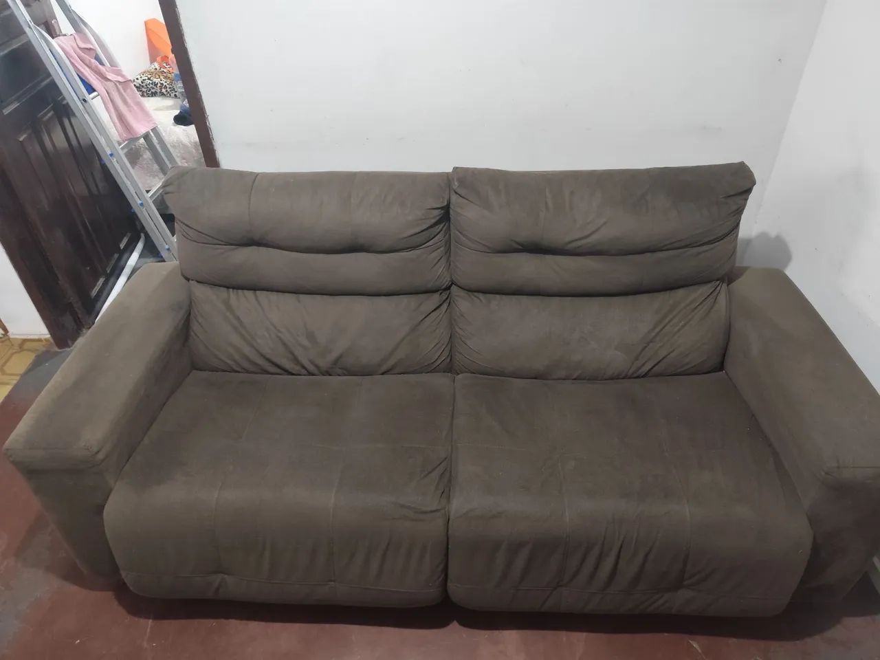 Sofá de 2 lugares marrom 2,10m - Foto 5